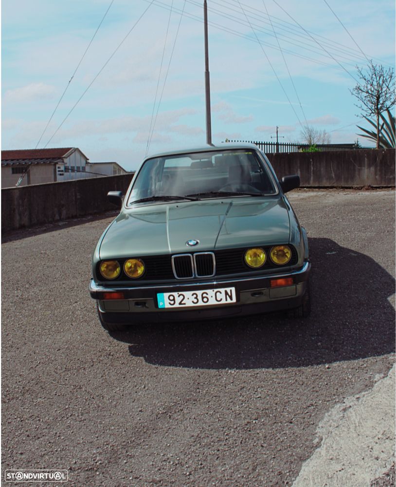 BMW 320 i - 2