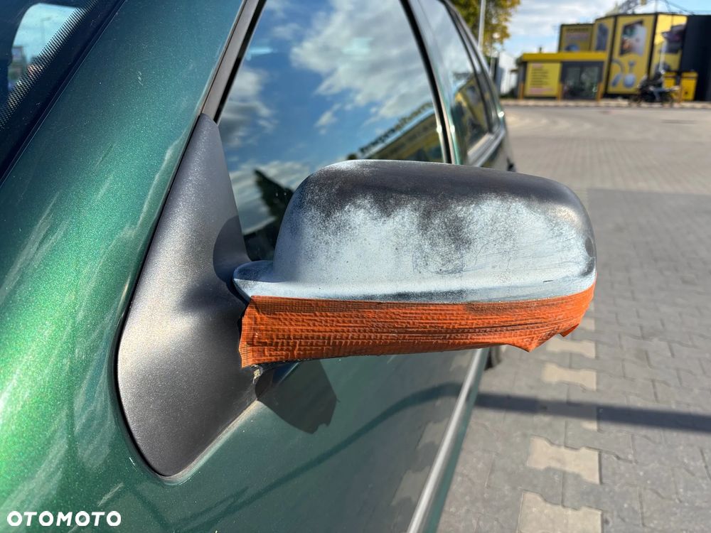 Volkswagen Golf - 11