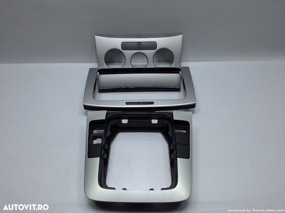 Treemuri consola centrala bord VOLKSWAGEN PASSAT Variant (3C5) [ 2005 - 2011 ] TDI (CBDC) 81KW|110HP OEM 3C0858069AE , 3C0864263G - 4