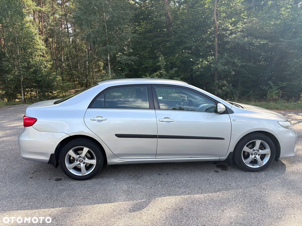 Toyota Corolla 1.4 D-4D Premium - 8