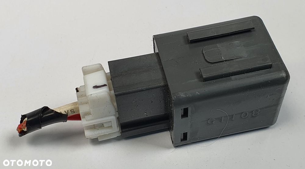 PRZEKAŹNIK RENAULT KOLEOS I 24330C9900 - 1