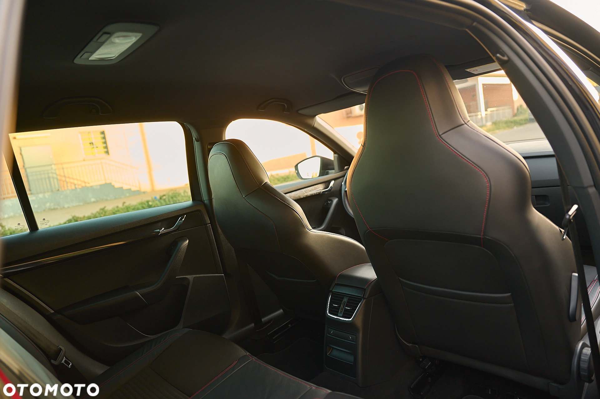 Skoda Octavia 2.0 TDI RS - 34