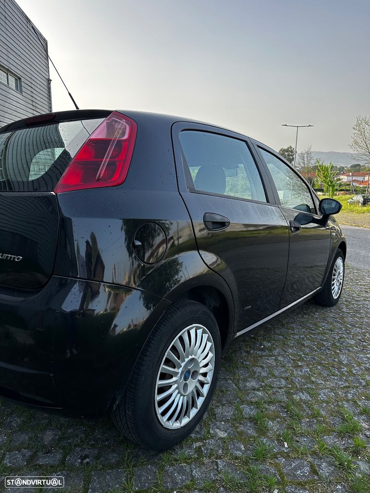 Fiat Grande Punto - 11