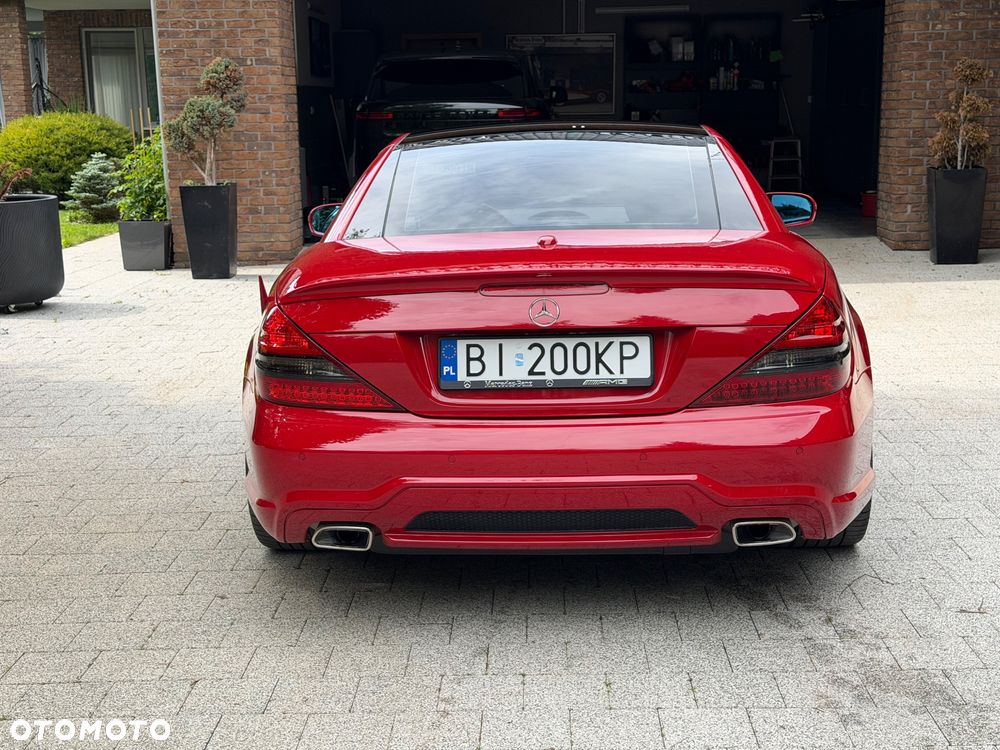 Mercedes-Benz SL - 13