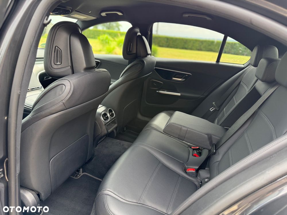 Mercedes-Benz Klasa C 220 d 9G-TRONIC AMG Line - 26