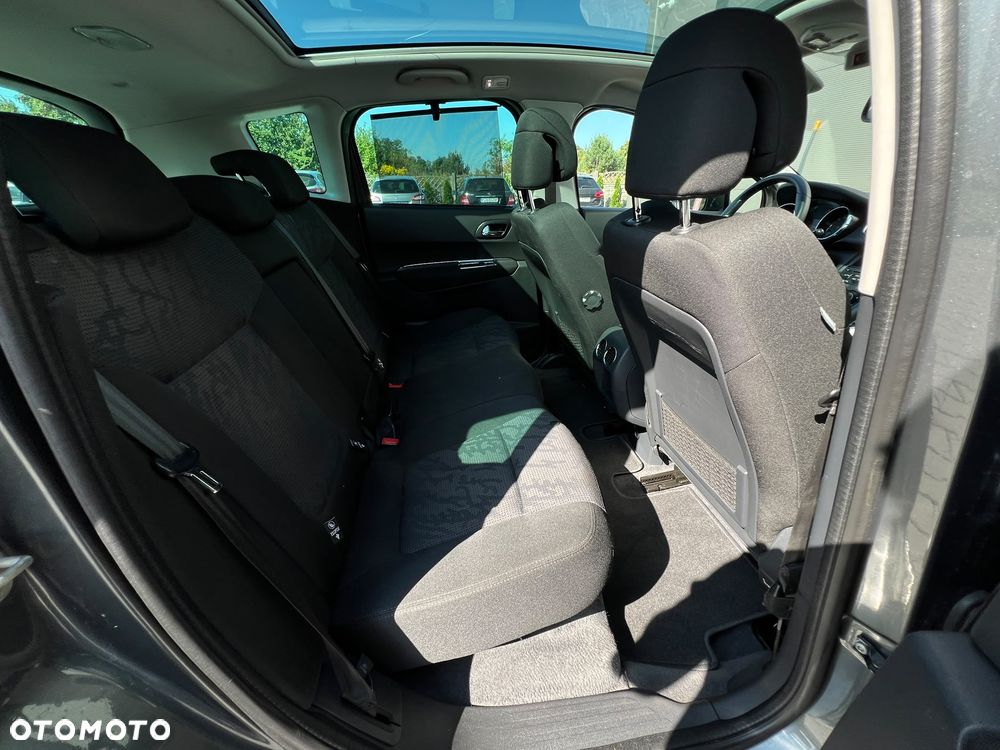 Peugeot 3008 2.0 HDi Allure - 26