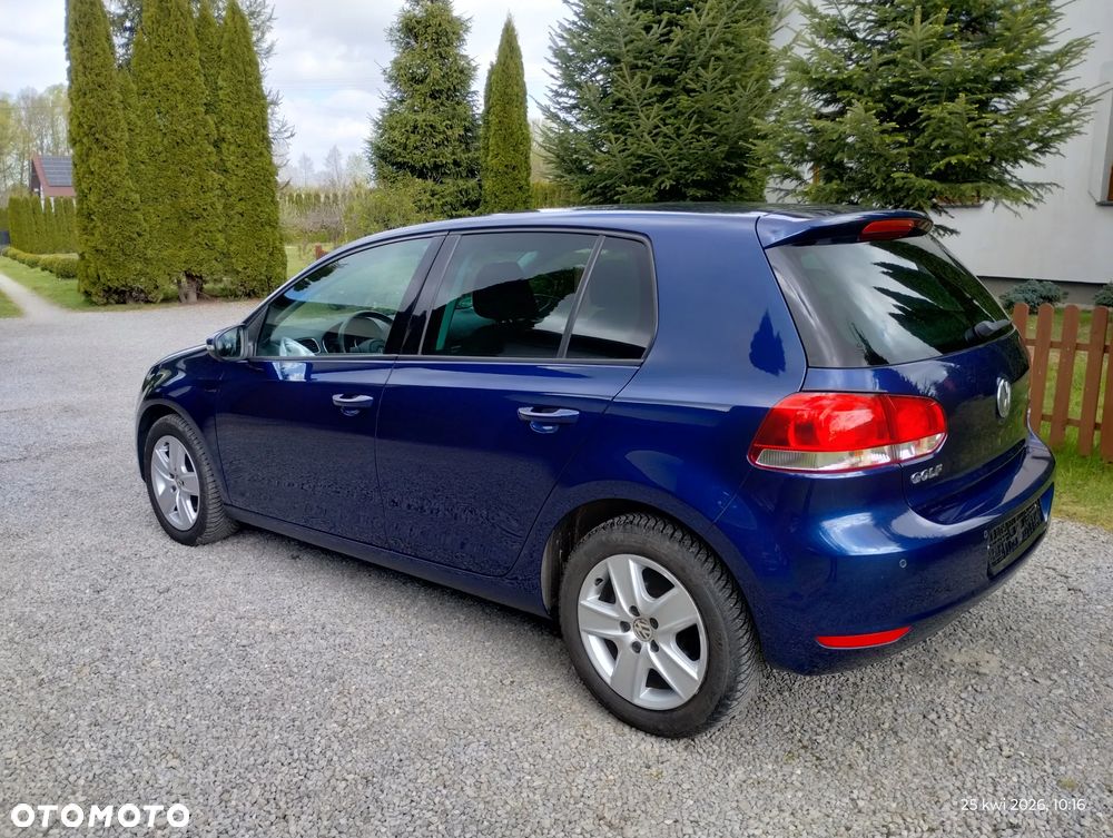 Volkswagen Golf 1.6 Comfortline - 11