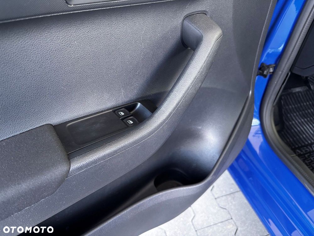 Skoda Fabia 1.0 TSI Ambition - 11