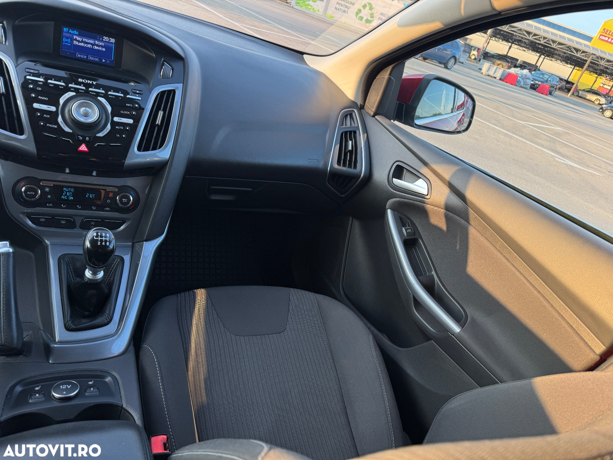 Ford Focus 1.0 EcoBoost Start Stop Titanium - 33
