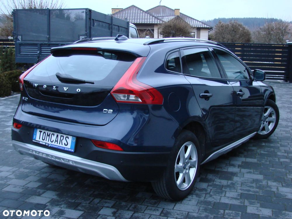 Volvo V40 Cross Country - 15