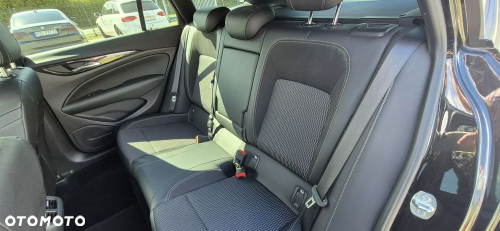 Opel Insignia 2.0 CDTI Elegance S&S - 23