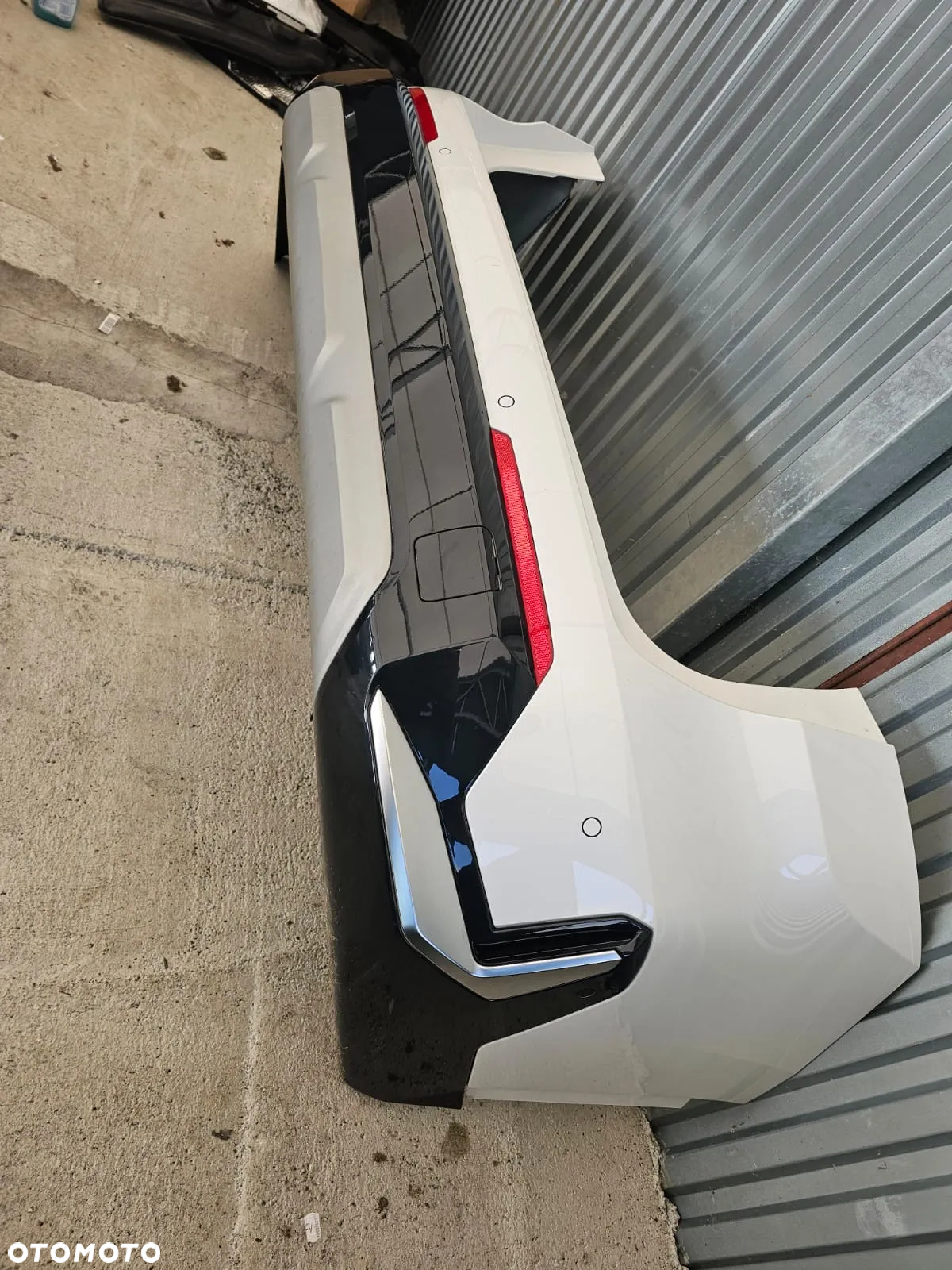 TYŁ KOMPLETNY LAMPY KLAPA ZDERZAK BMW X1 U11 A96 MINERALWEISS BIAŁĄ PERŁA - 15