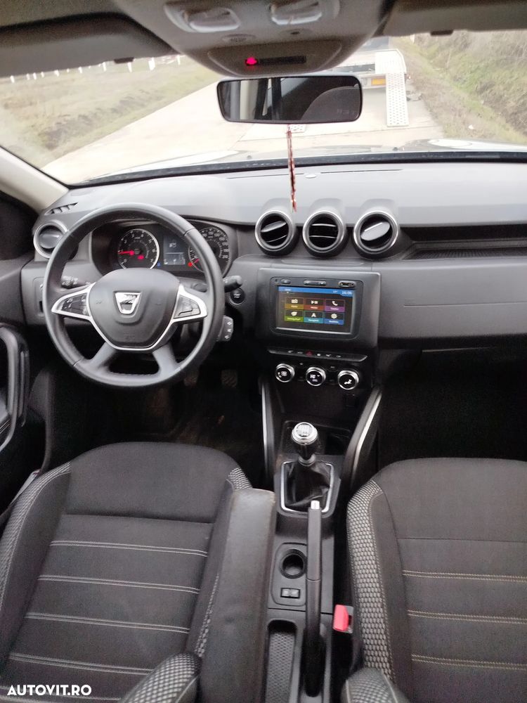 Dacia Duster TCe 150 GPF Prestige jante 17" - 8