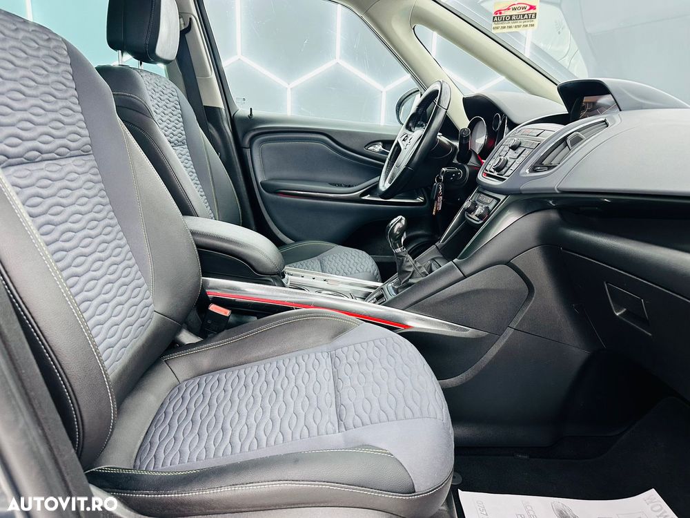 Opel Zafira Tourer 2.0 CDTI Innovation - 16
