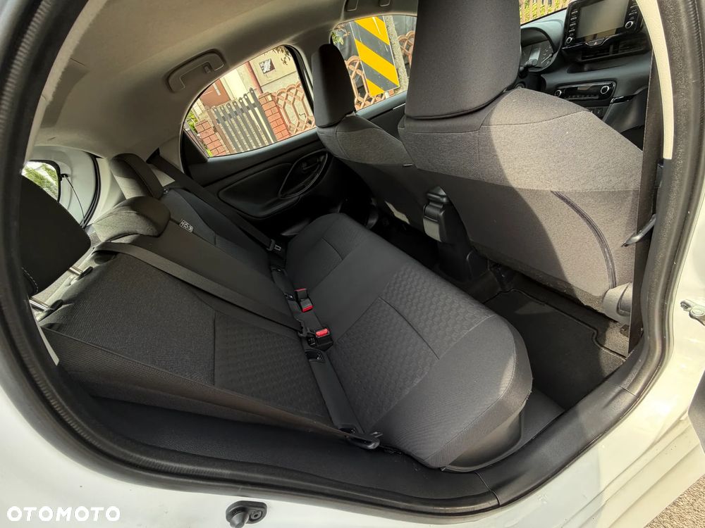 Toyota Yaris Hybrid 1.5 Comfort - 35