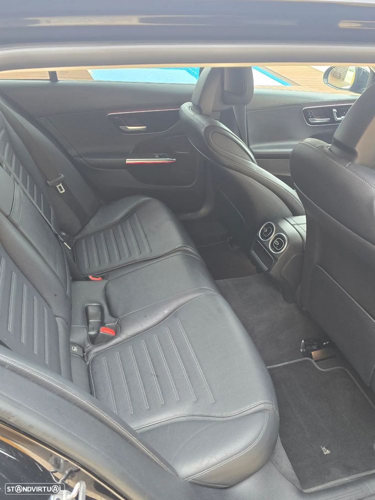 Mercedes-Benz C 220 d AMG Line - 14