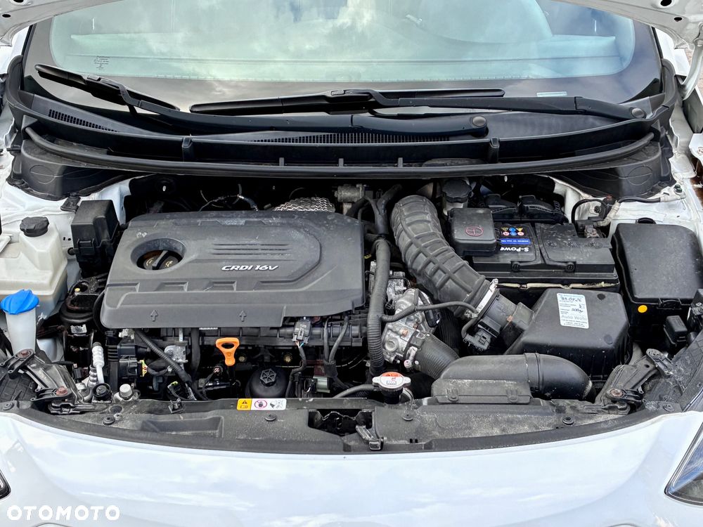 Hyundai i30 1.6 CRDi BlueDrive Go - 23
