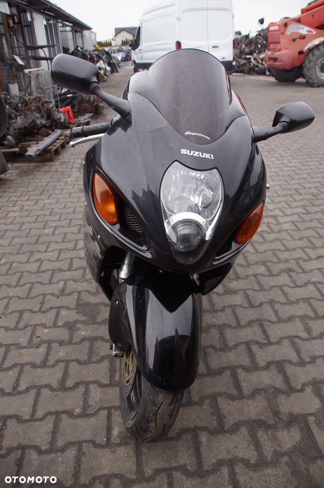 SKUP AUT 692324777 MOTOCYKLI MASZYN ROLNICZYCH BUDOWLANYCH AUT OSOBOWYCH CIĘŻAROWY POJAZD NA CZĘŚCI SUZUKI GSX 1300R HAYABUSA 1999 STACJA DEMONTAŻU POJAZDÓW AUTOSTROISZ LIPNO BOREK 14A SZROT ZŁOMOWANIE ZŁOMOWISKO - 9