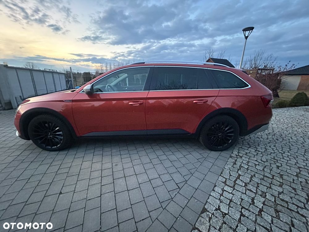 Skoda Superb 2.0 TSI 4x4 Scout DSG - 11