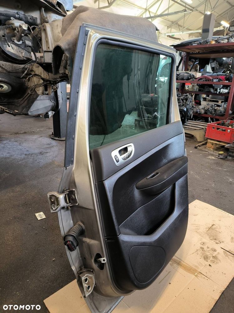 DRZWI PRAWE TYŁ PEUGEOT 307 SW - 2