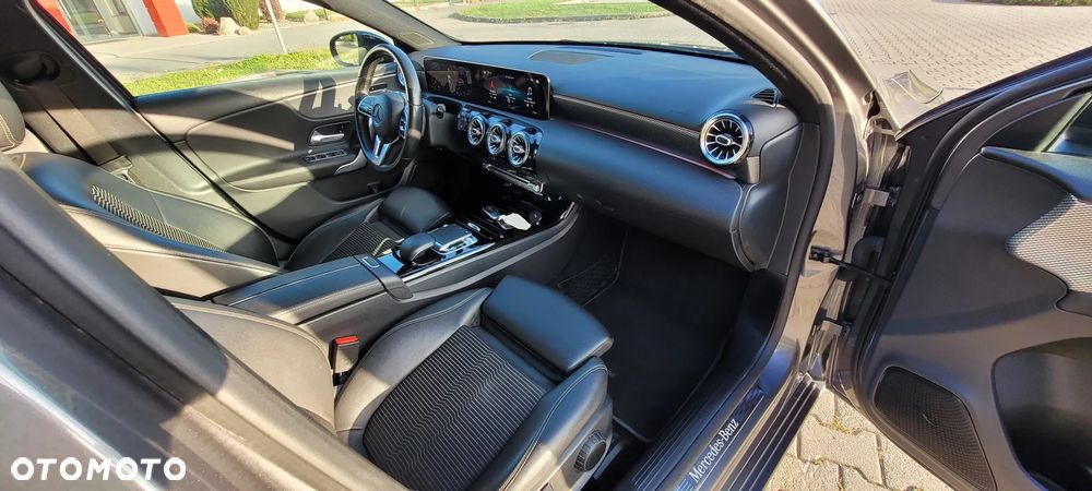 Mercedes-Benz Klasa A 180 d 7G-DCT Progressive - 26