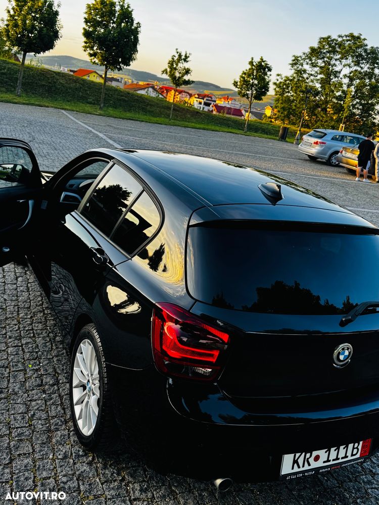 BMW Seria 1 120d Sport Line - 13