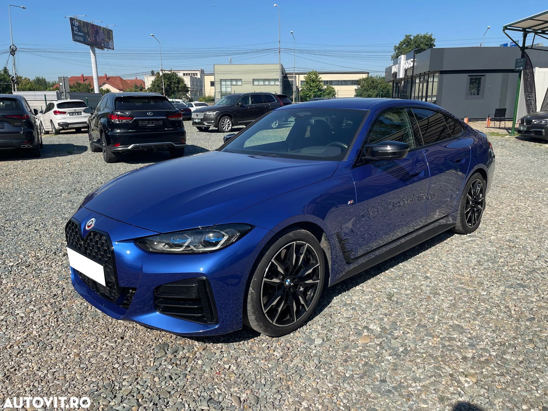BMW M4 M440i xDrive AT MHEV - 1