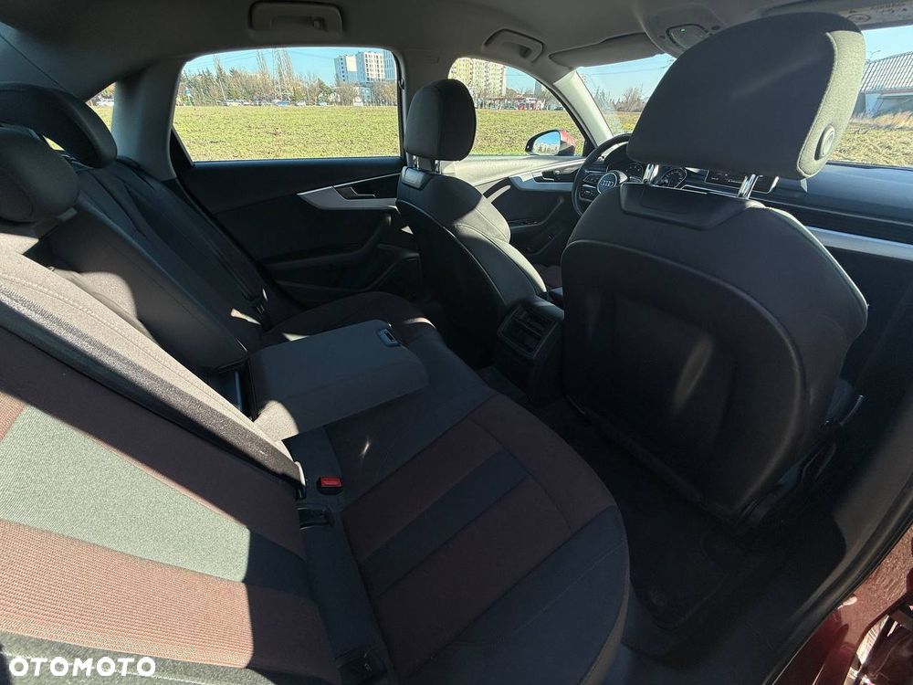 Audi A4 Limousine - 18