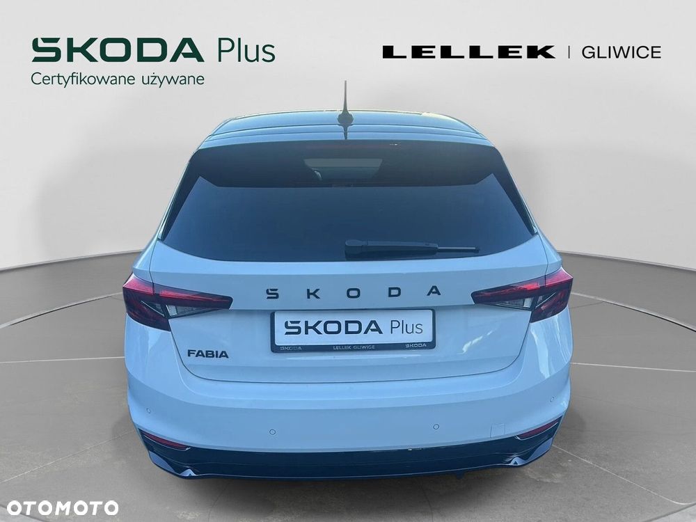 Skoda Fabia 1.0 TSI Monte Carlo DSG - 9