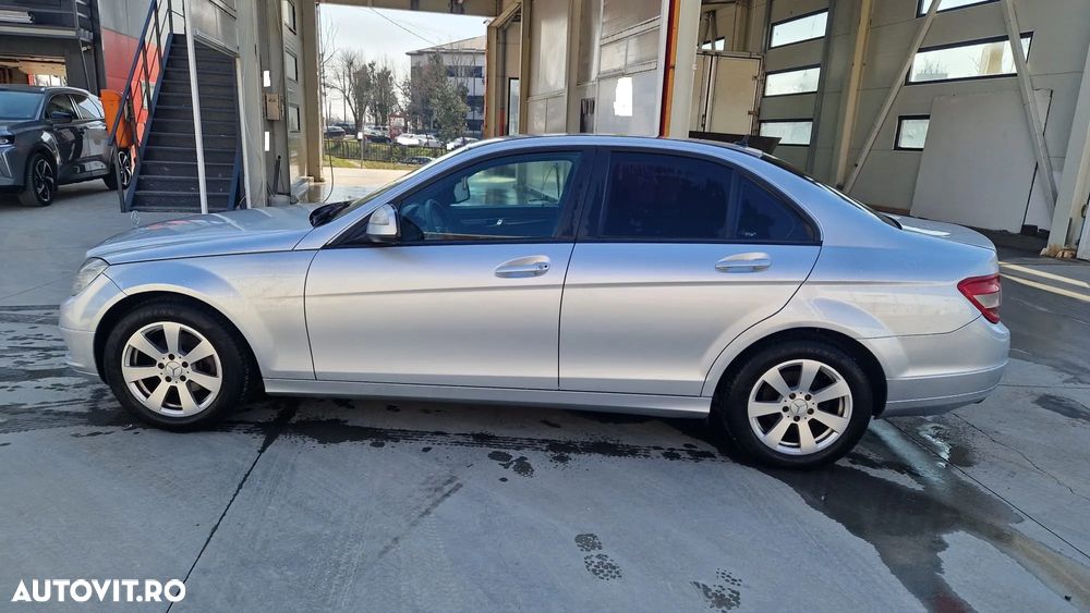Mercedes-Benz C - 3