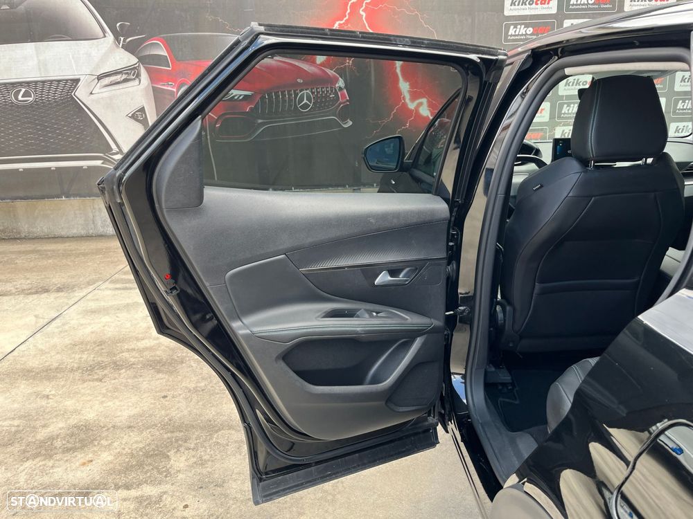 Peugeot 3008 225 e-EAT8 Allure - 40