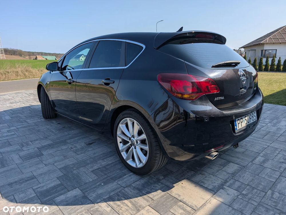 Opel Astra 2.0 CDTI DPF Edition - 4