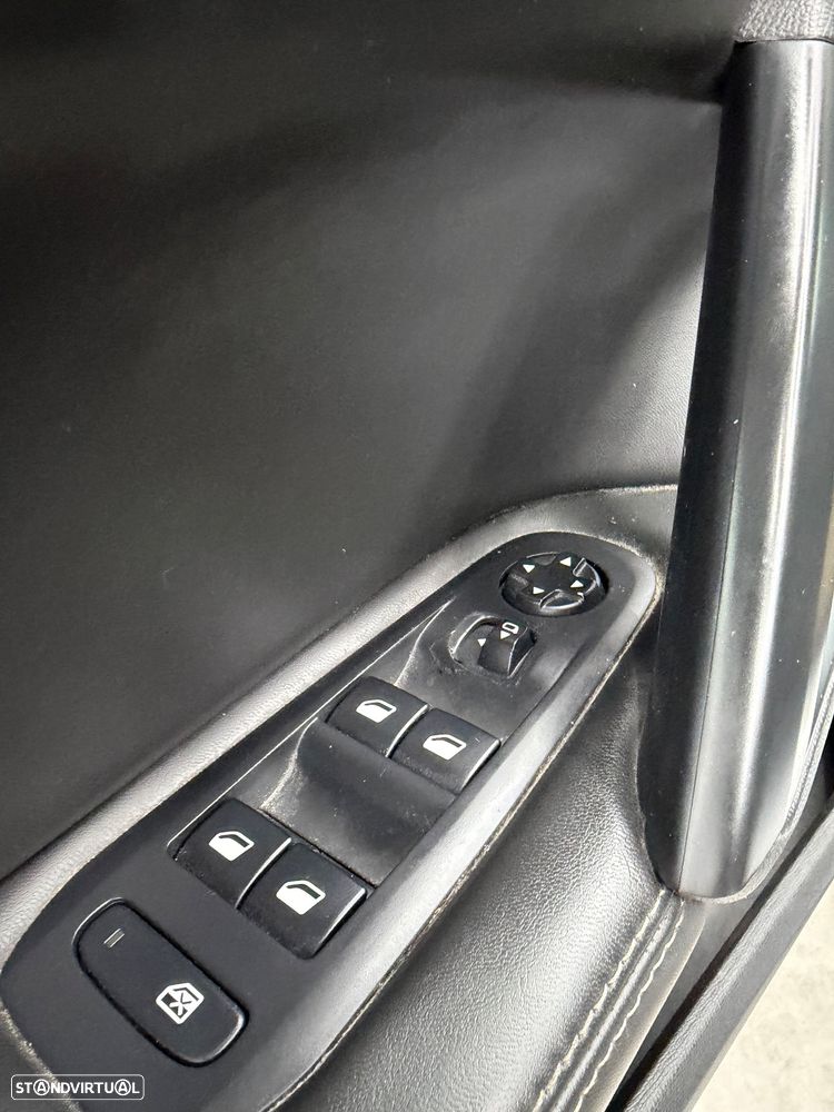 Peugeot 308 SW - 10