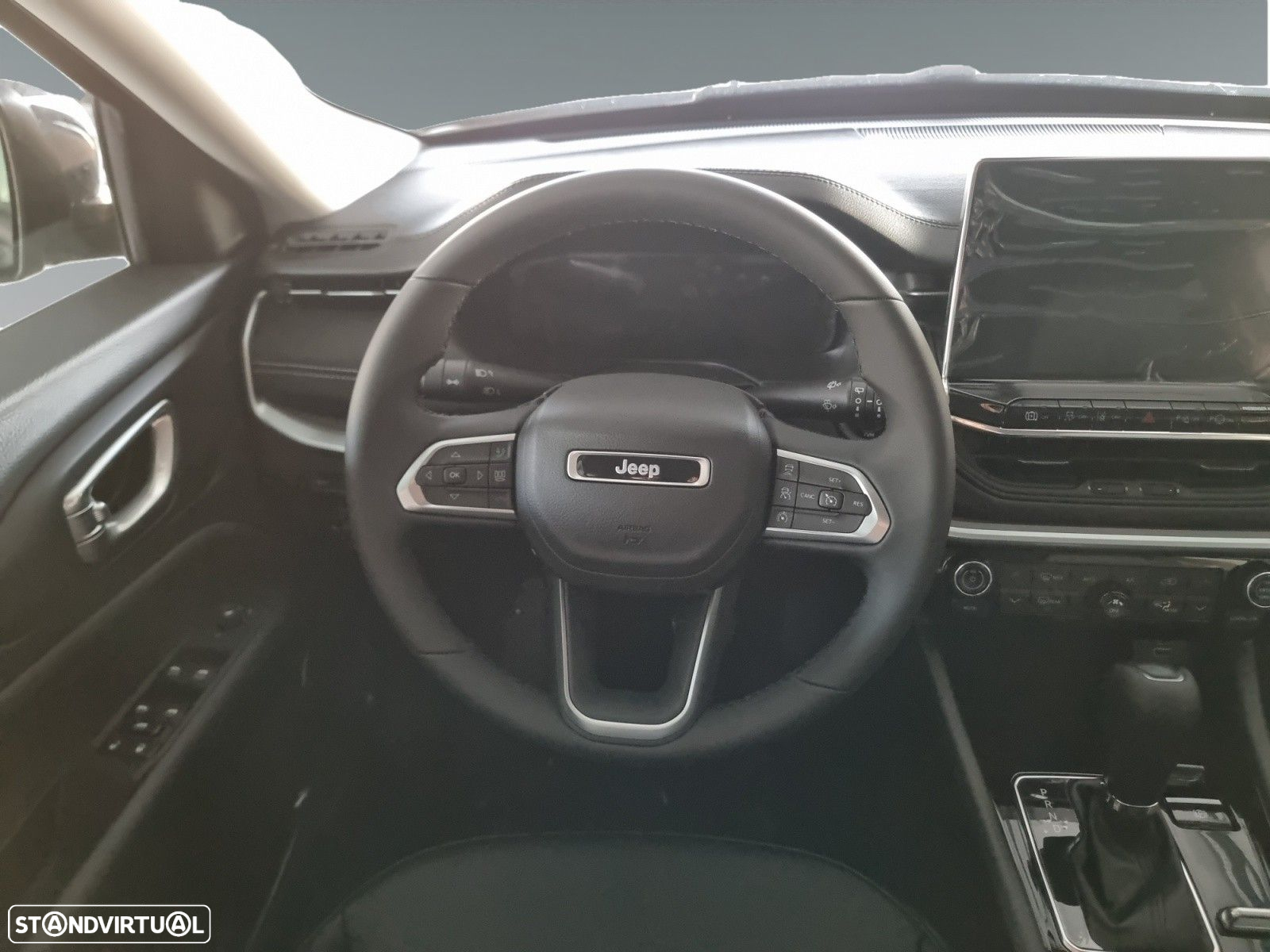 Jeep Compass - 10