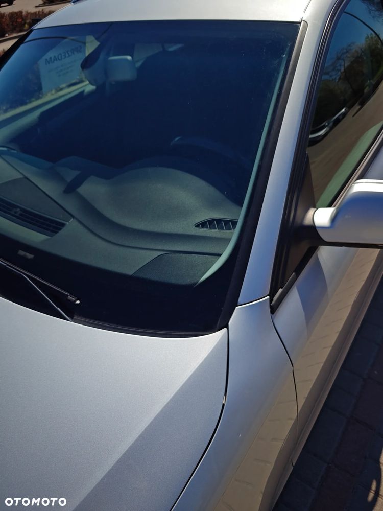 Audi A4 Avant 2.0 TDI DPF - 11