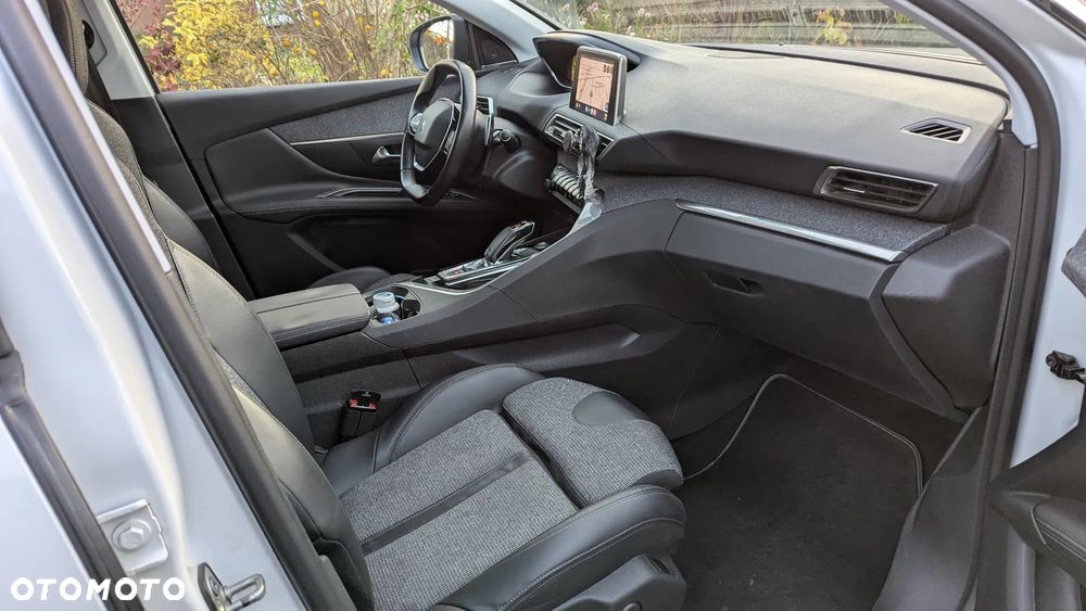 Peugeot 3008 1.6 THP Allure S&S EAT6 - 10