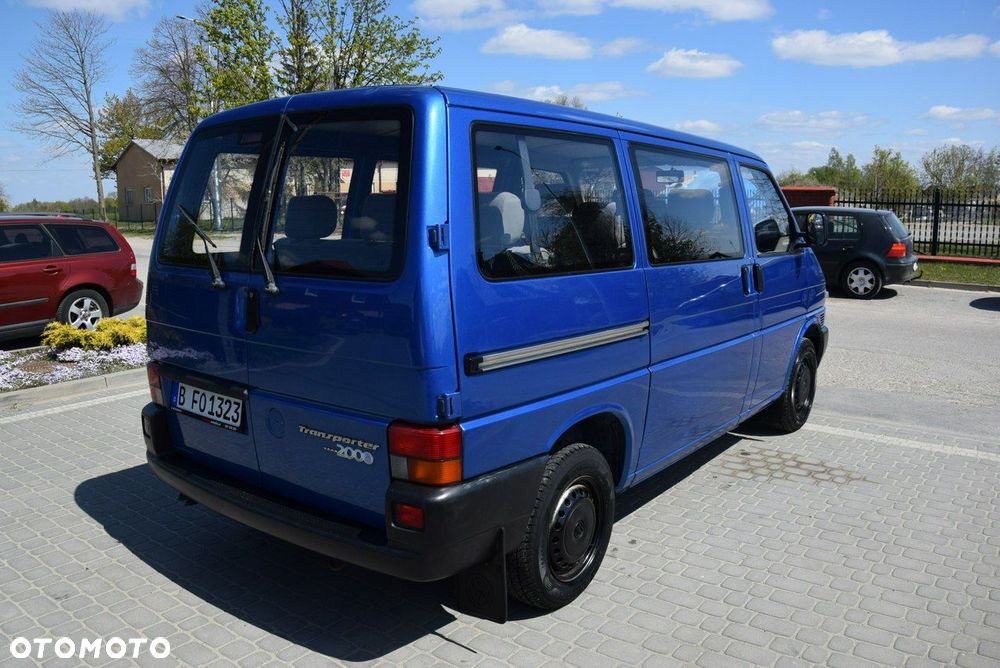 Volkswagen Transporter - 11
