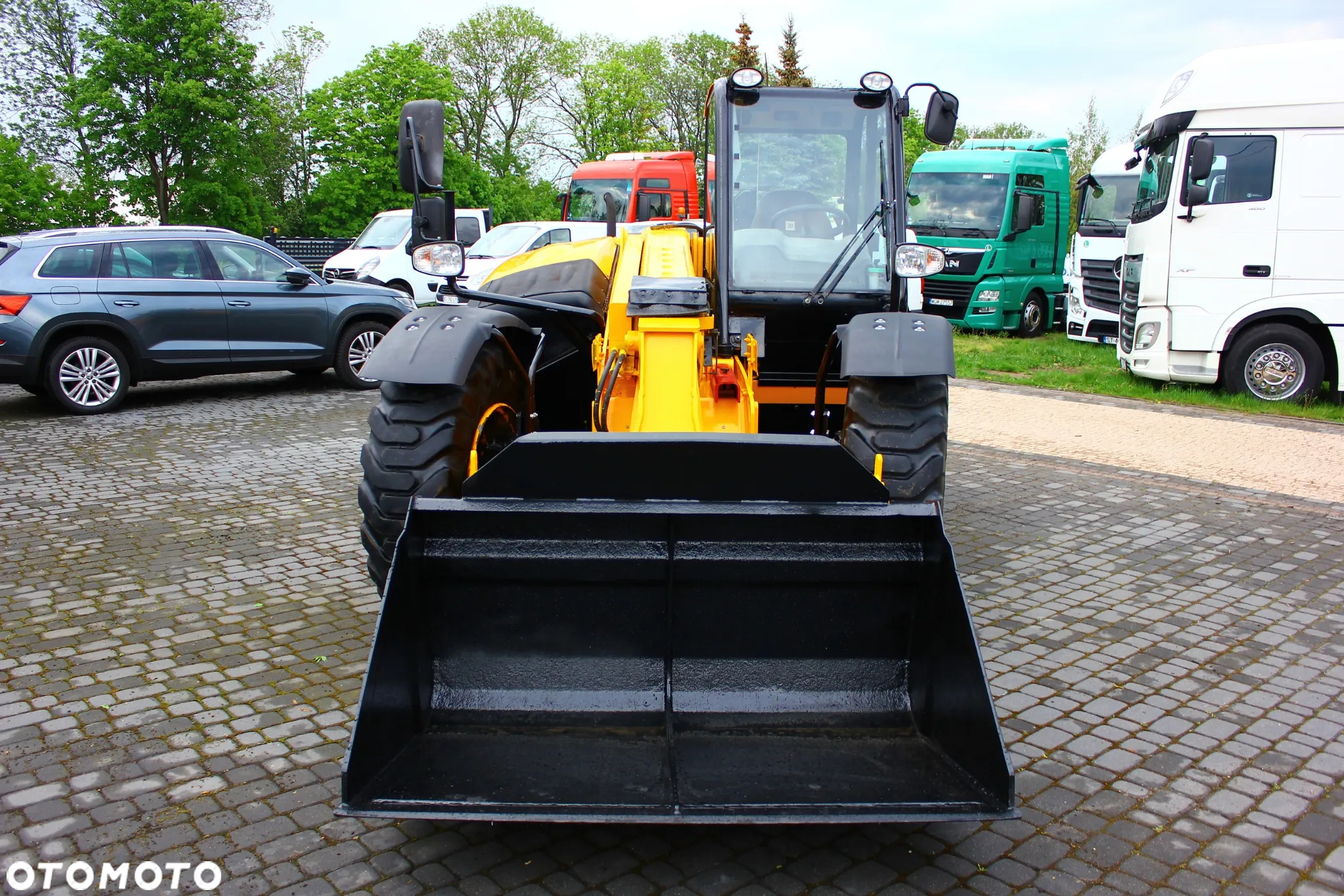 JCB ŁADOWARKA TELESKOPOWA JCB 526-56 AGRI  3 TRYBY SKRĘTNE JOYSTICK SILNIK 4.4L 4X4 - 9