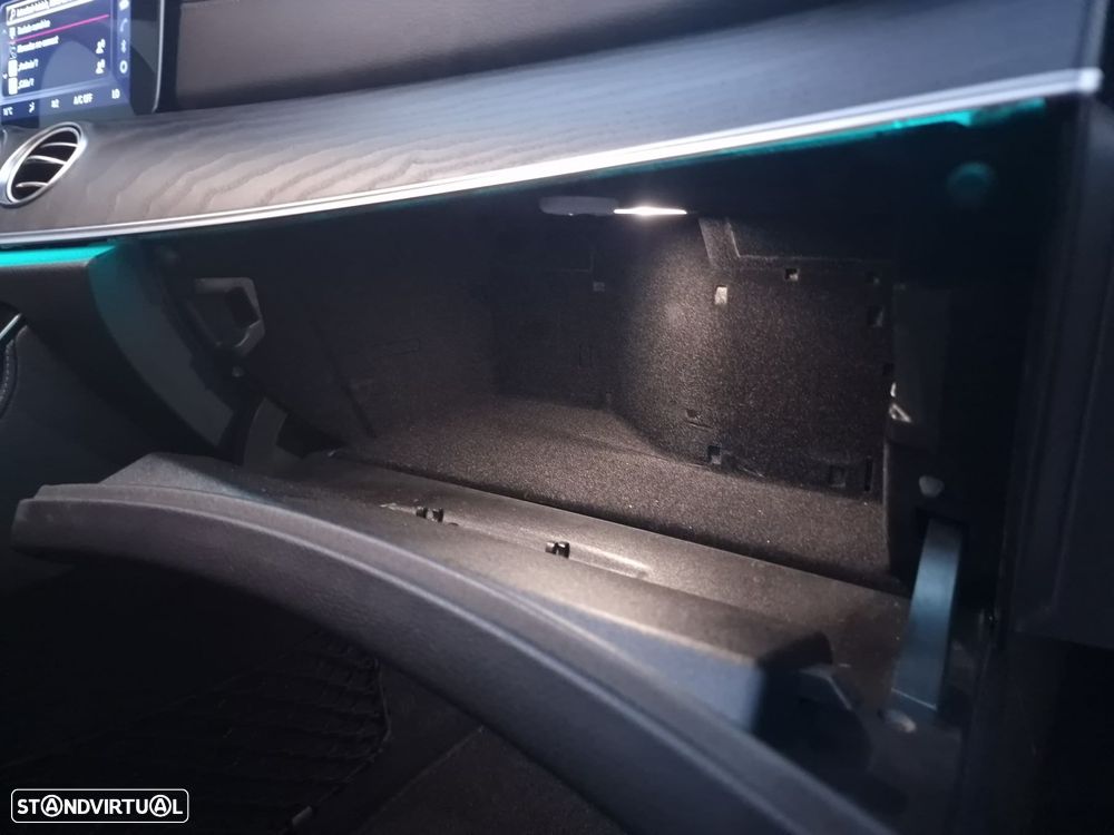 Mercedes-Benz E 220 d AMG Line - 29