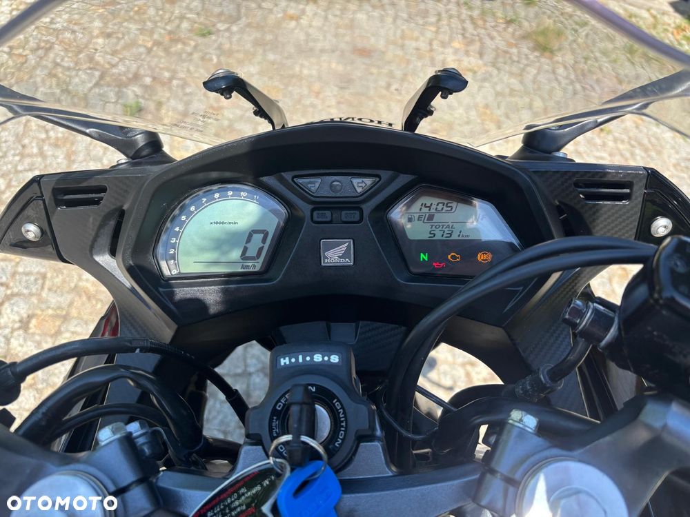 Honda CBR - 11