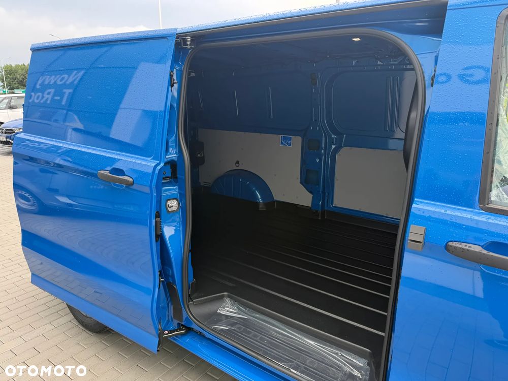 Volkswagen Transporter T7 - 15