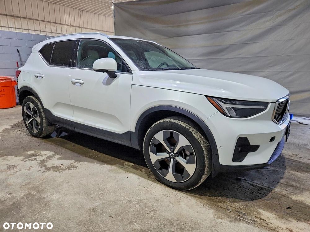 Volvo XC 40 B5 B AWD Ultimate Bright - 5