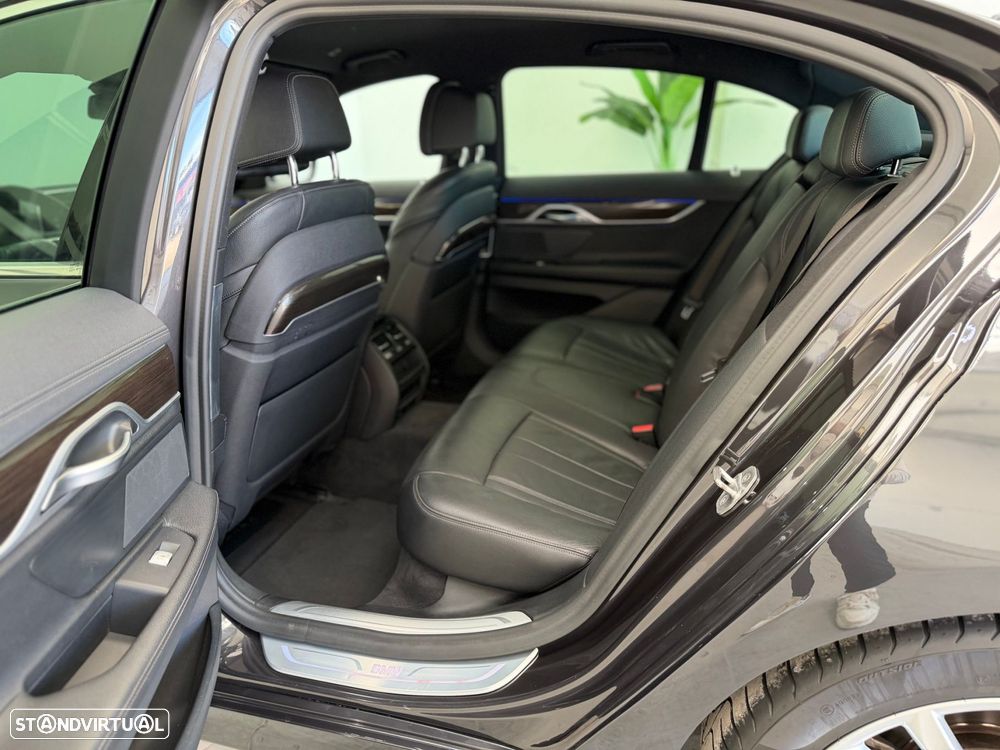 BMW 730 d Auto - 8
