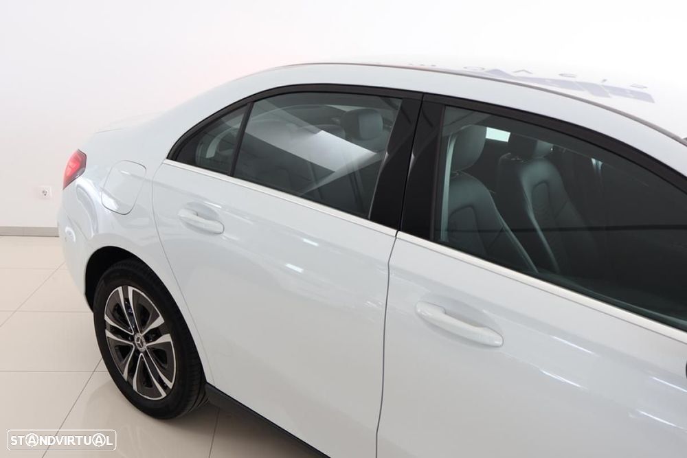 Mercedes-Benz A 250 Limousine e - 3