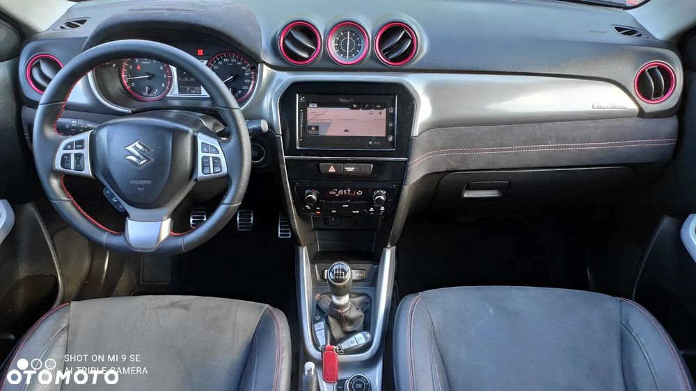 Suzuki Vitara 1.4 Boosterjet Premium 4WD - 21