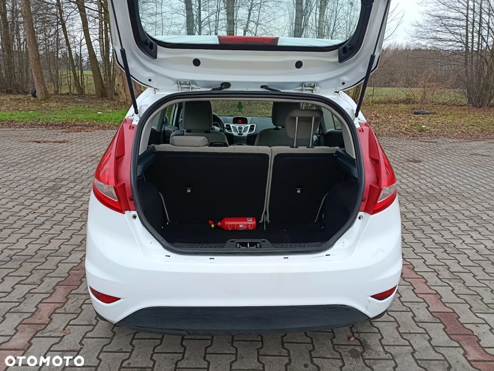 Ford Fiesta - 11