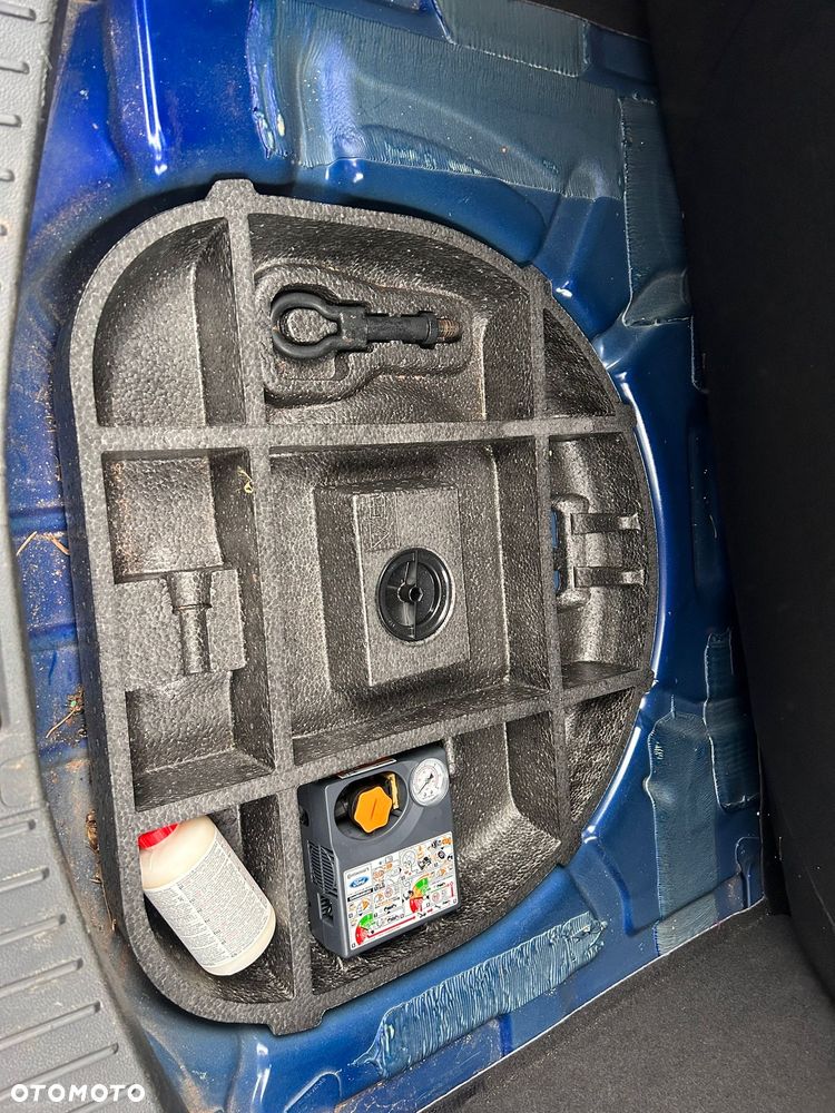 Ford C-MAX 1.0 EcoBoost Start-Stopp-System SYNC Edition - 17