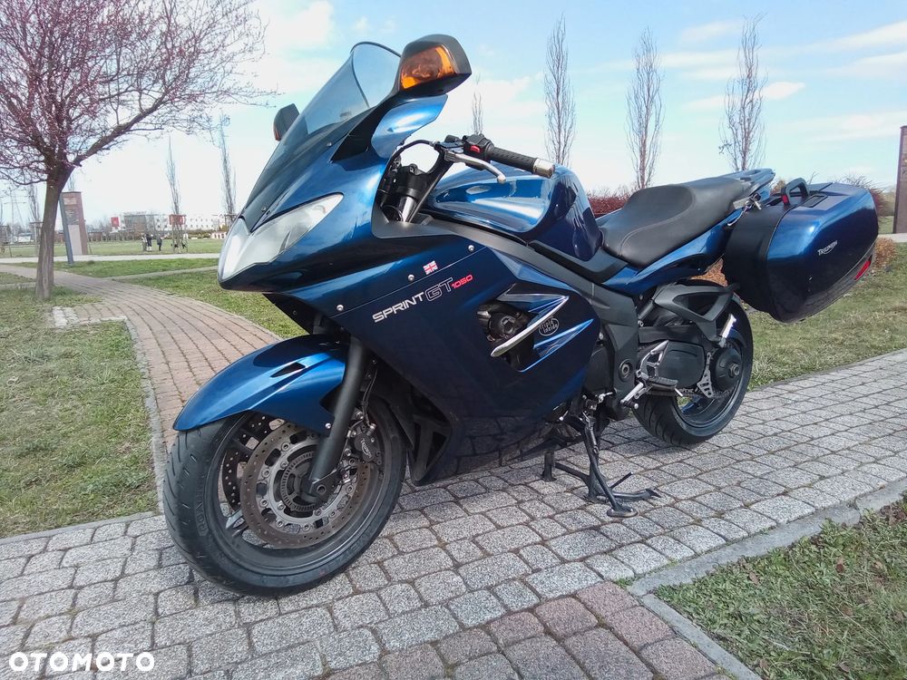 Triumph Sprint - 15