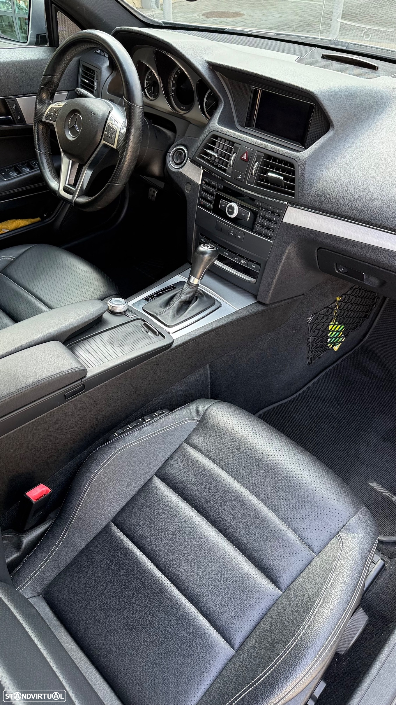 Mercedes-Benz E 250 CDi Avantgarde BlueEfficiency Auto. - 38