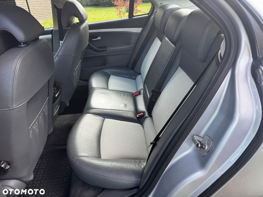 Saab 9-3 2.0TS Aero - 10